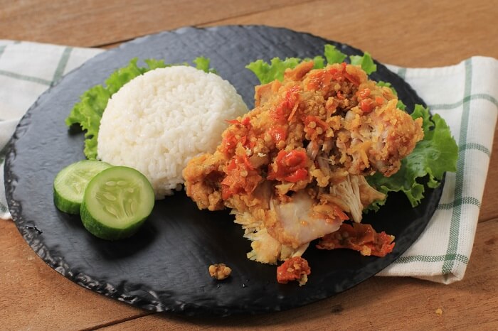 Ayam Geprek Sambal Bawang